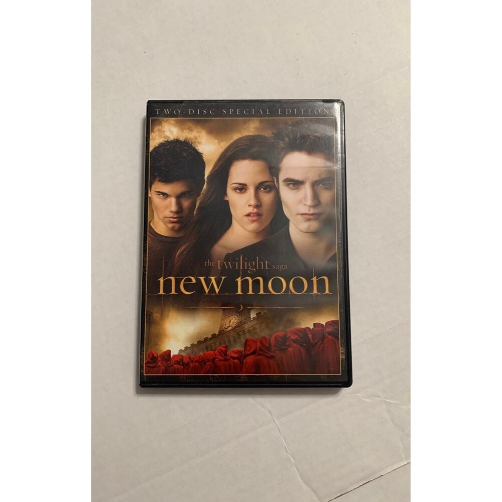 The Twilight Saga New Moon DVD